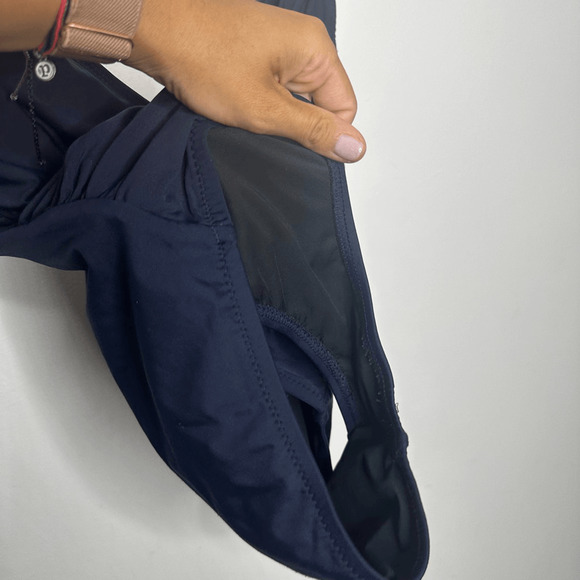 J. CREW Ruched Wrap One Piece Swimsuit Navy blue B6817 womens size 6 - Picture 4 of 8